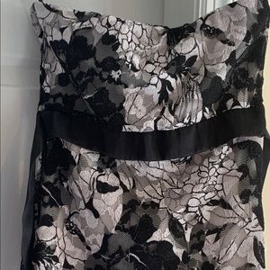 Floral Strapless camisole